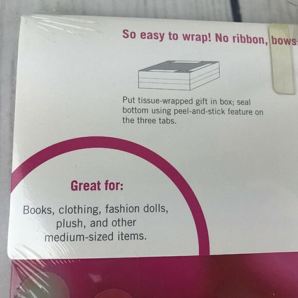 New Hallmark Hannah Montana Gift Box Play Microphone Disney FunZip Sealed - Picture 4 of 6